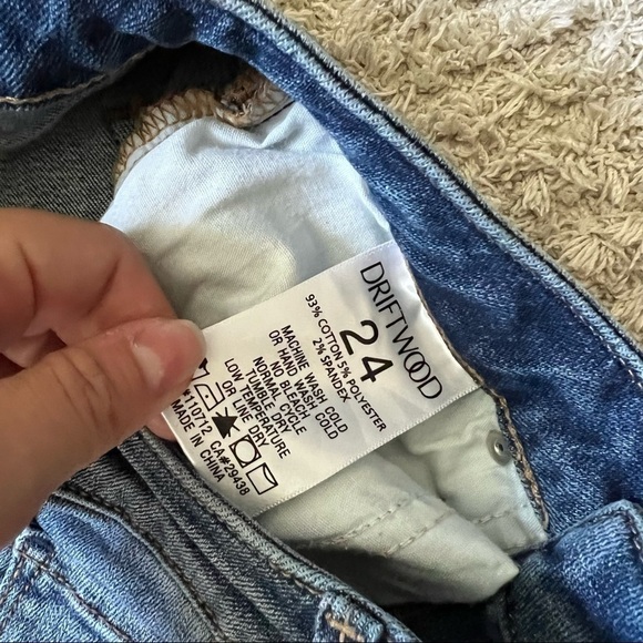 Driftwood Jackie Starry Night Embroidered Jeans - Picture 13 of 14